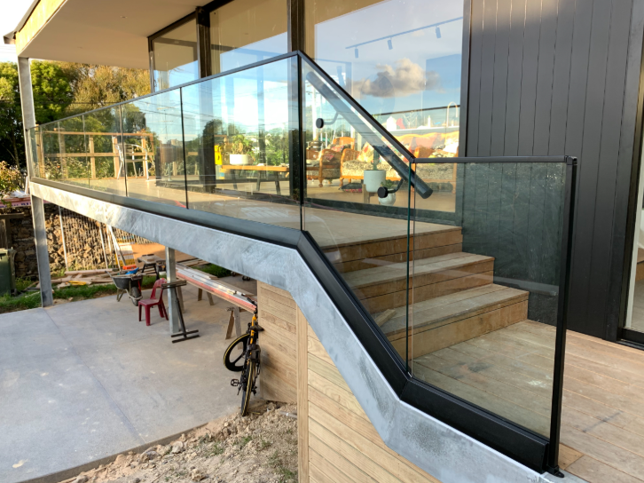 Why Curved Glass Balustrades are the Perfect Choice for Homes and Businesses
