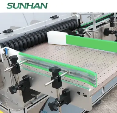 Uses of vial labeling machine in Food Beverage Pharma Industry